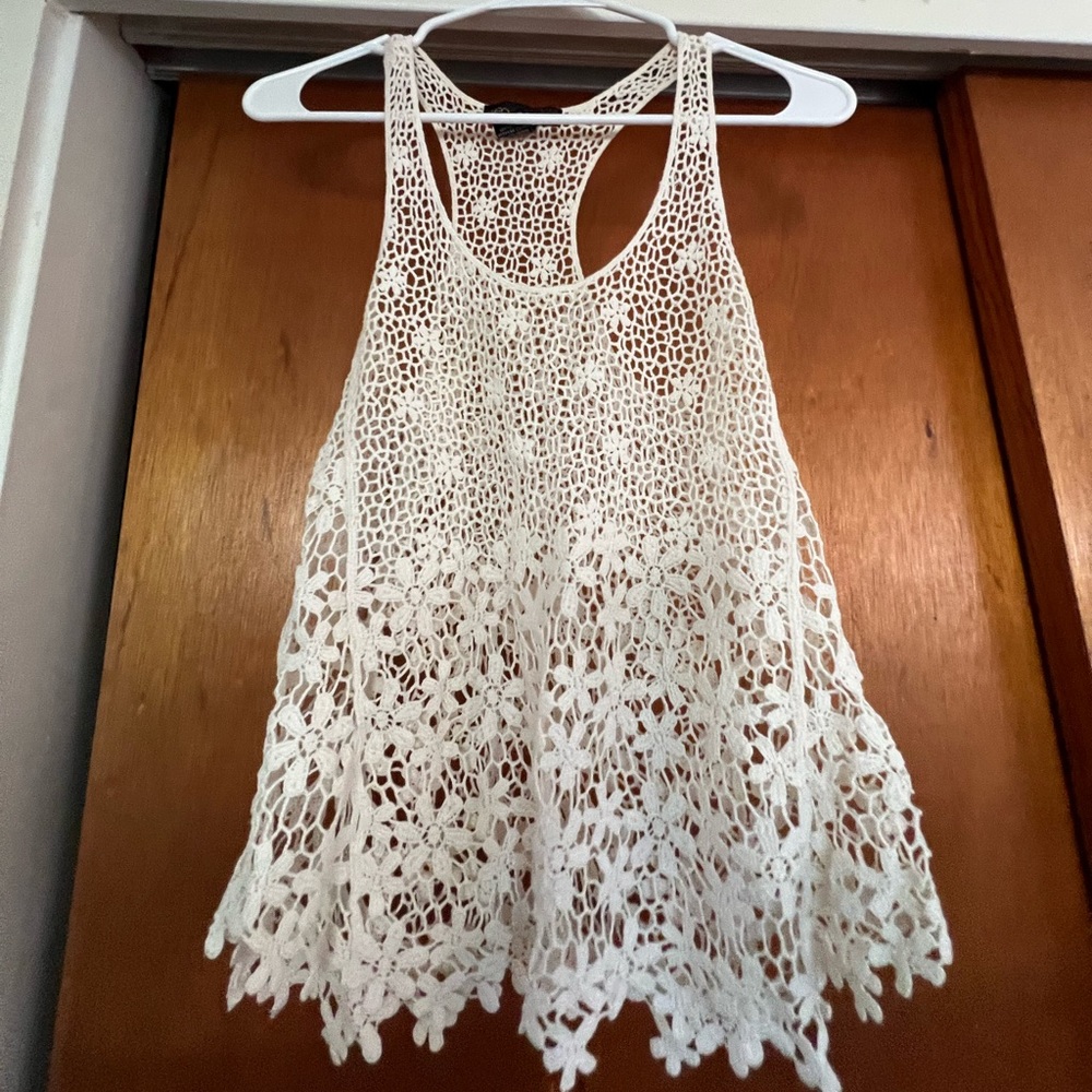 Cute Beige Knitted Top with floral accents